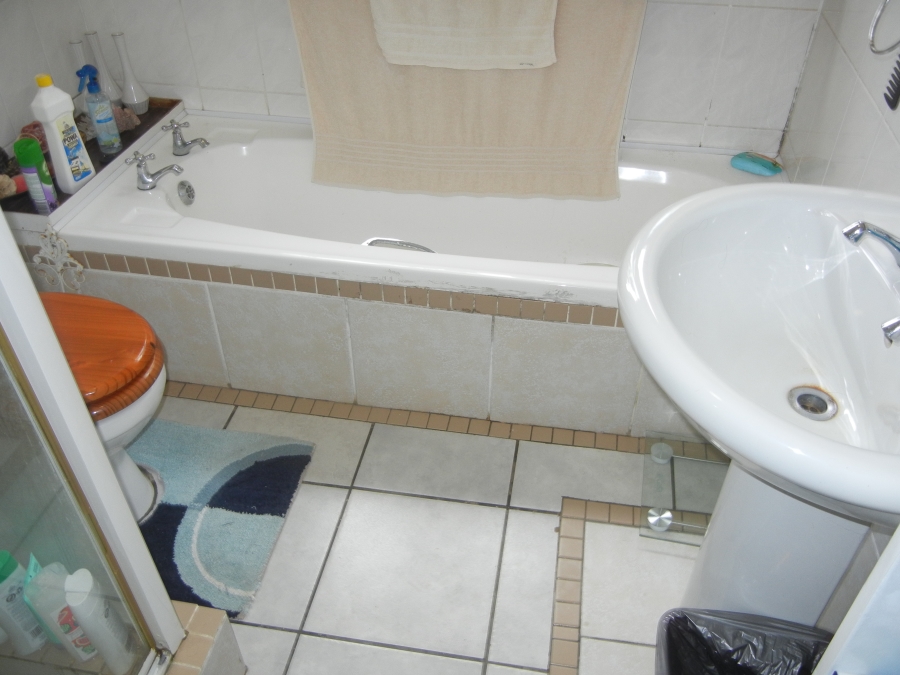 9 Bedroom Property for Sale in Winterstrand Eastern Cape